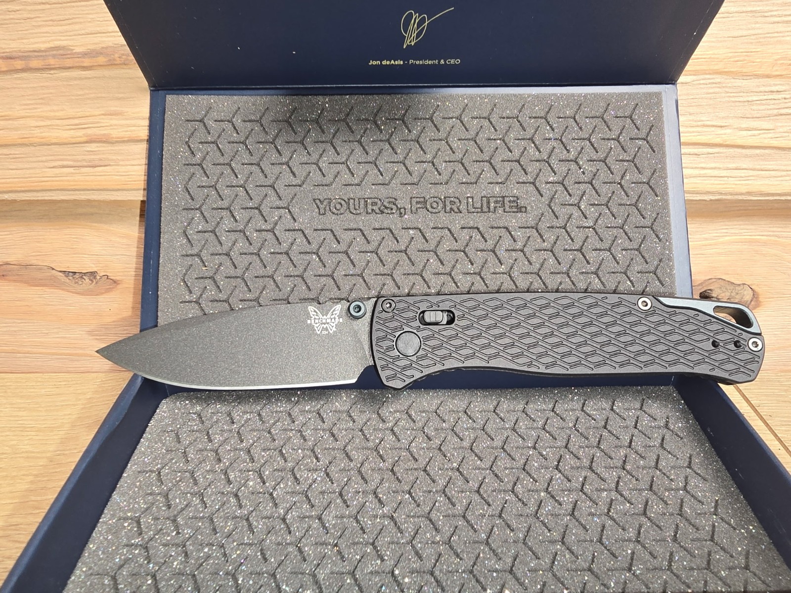 Benchmade 534BK Bugout Vapyr MagnaCut New Release
