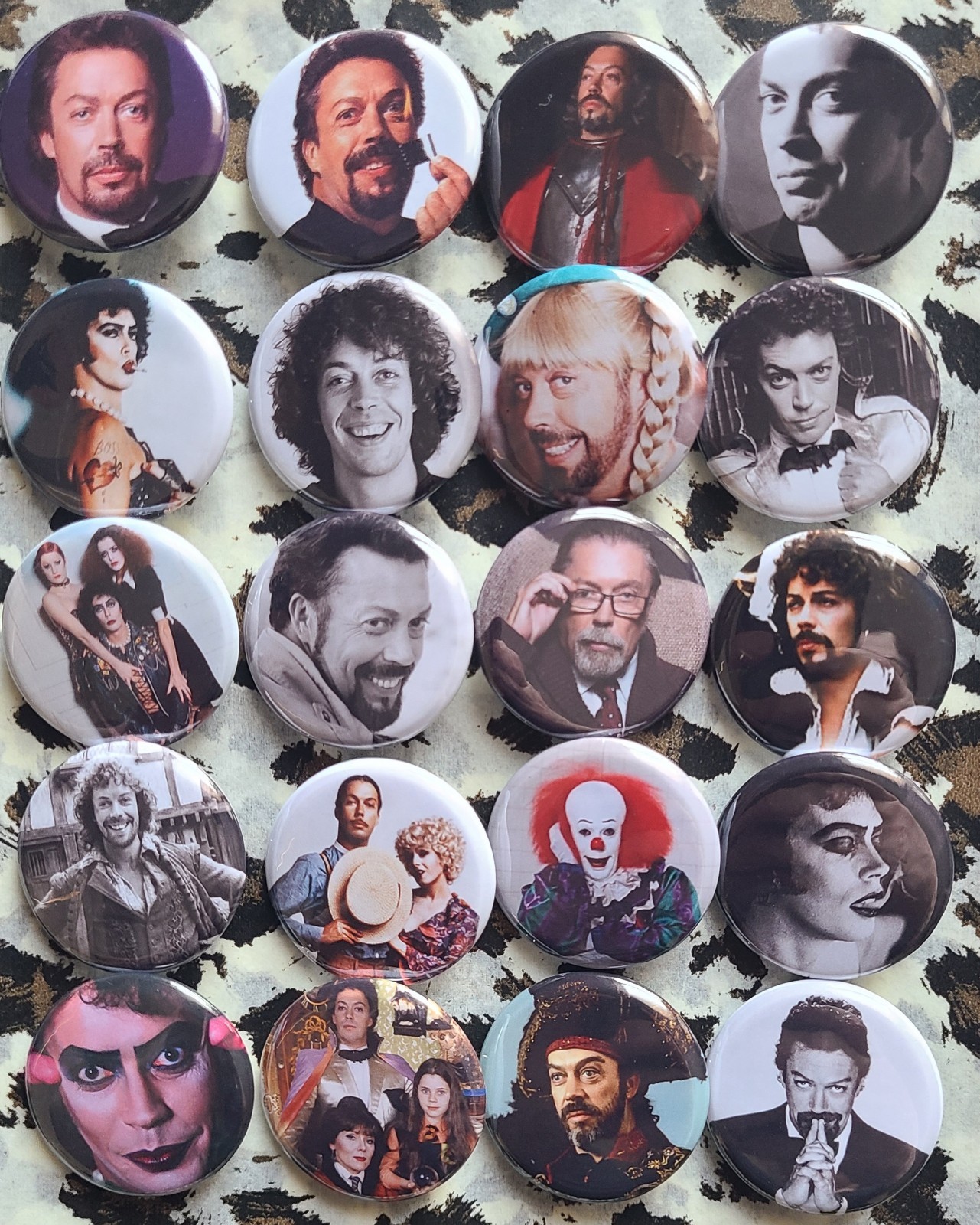 TIM CURRY 20 PIECE SET OF 1.25 INCH PINBACK BUTTONS TIM CURRY 20 PIECE SET OF 1.25 INCH PINBACK BUTTONS