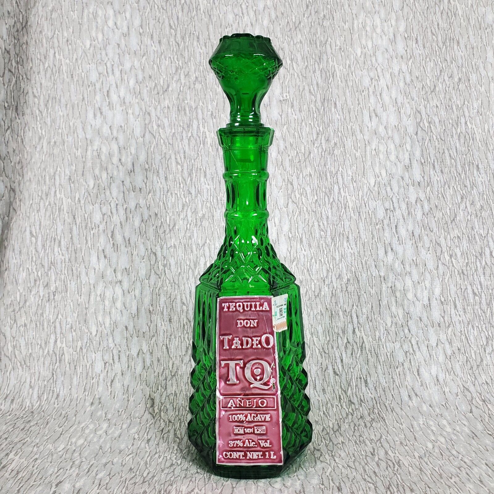 Vintage Don Tadeo Emerald Green Glass Diamond Pattern Decanter Bottle w/stopper