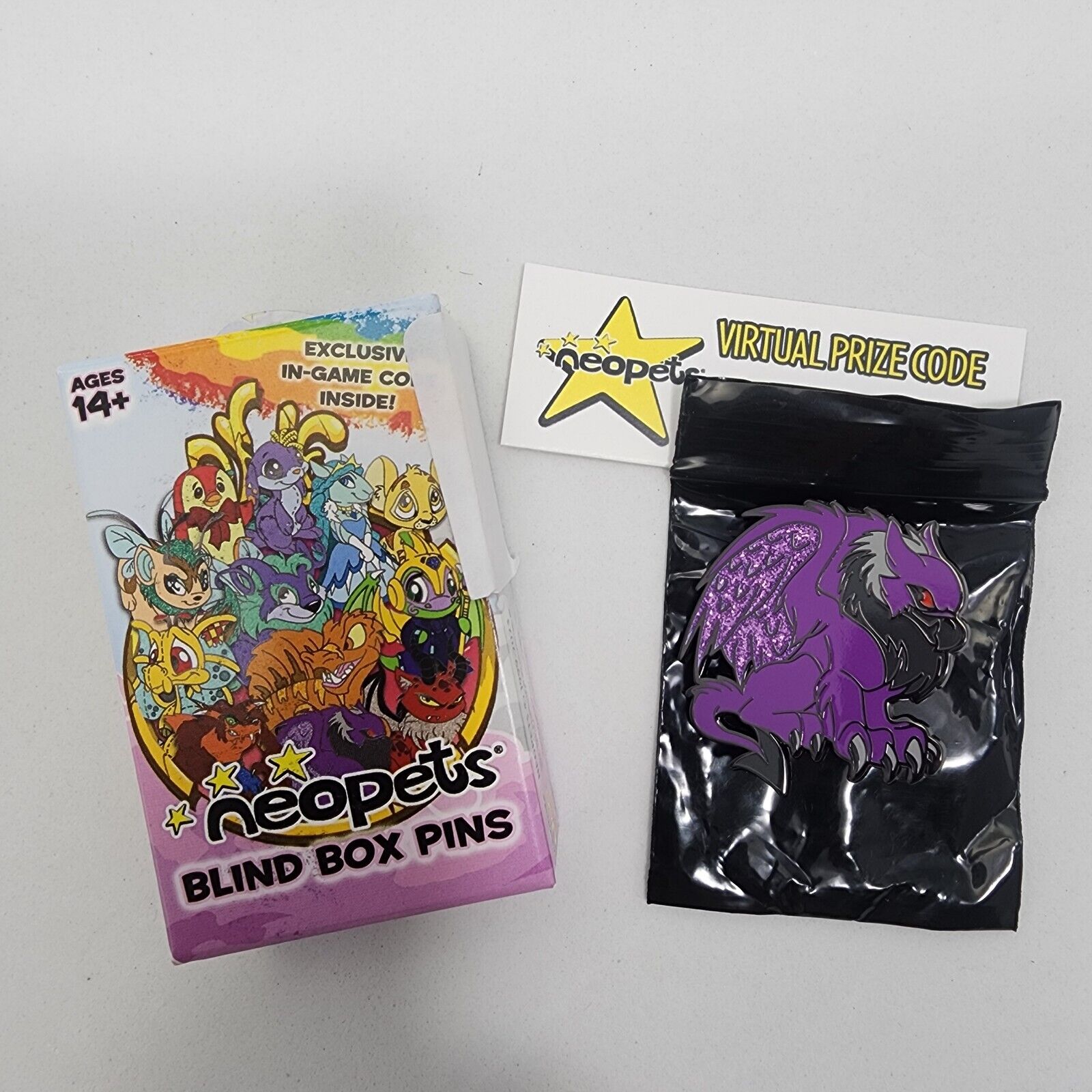 Neopets UC Darigan Eyrie Blind Box Pin w/ Rare Item Code Unconverted Hot Topic