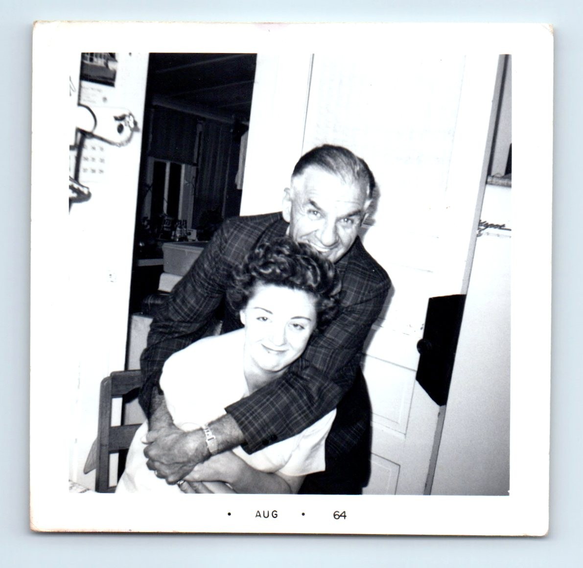 Old Vintage Square Photo AFFECTIONATE MAN WOMAN COUPLE 1964 SNAPSHOT PIC