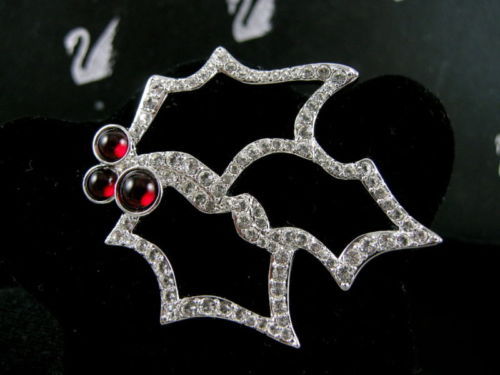 SIGNED SWAROVSKI  HOLLY BERRY PIN ~ BROOCH RETIRED NEW WITH TAGS IN BOX