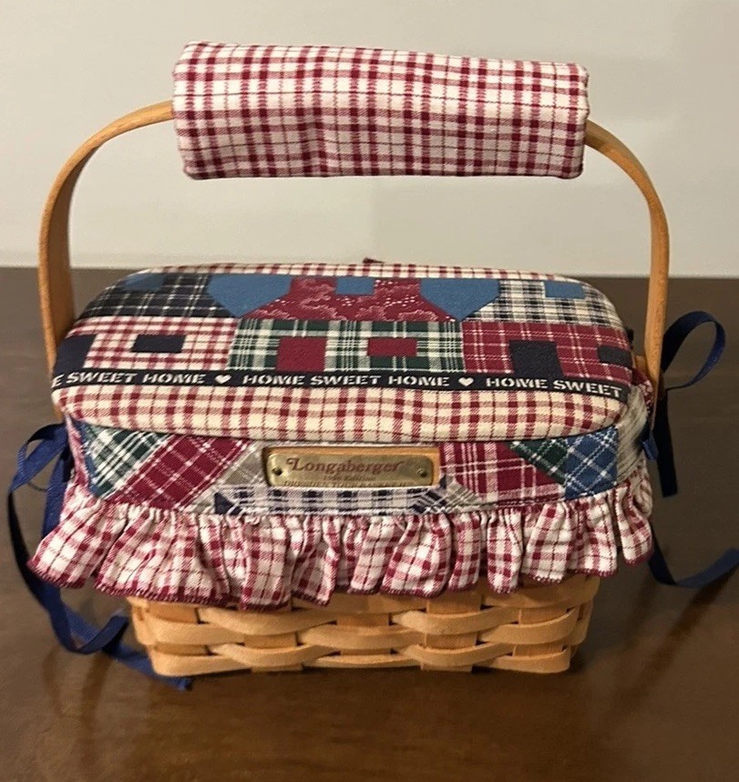 RARE 1996 Longaberger Dresden Tour Basket HOME SWEET HOME Fabric Lid Quilt Liner