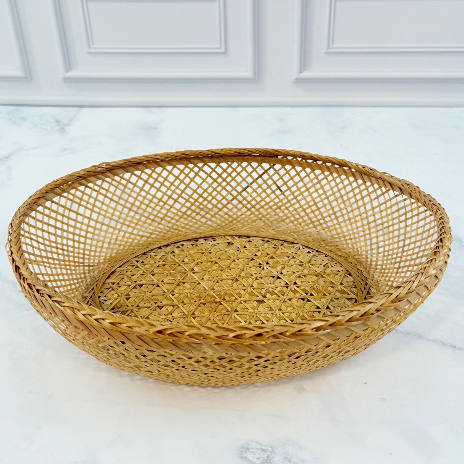 VTG Finely Woven Crosshatch Oval Reed Bamboo Basket 7.5X9