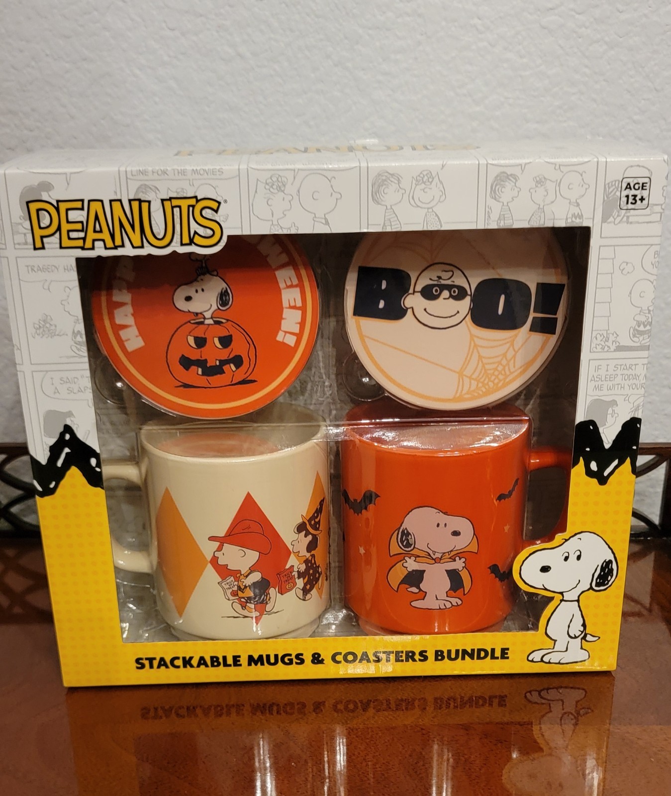Peanuts Halloween 4pc Ceramic 16oz Stackable Mugs & Coasters Set NIB