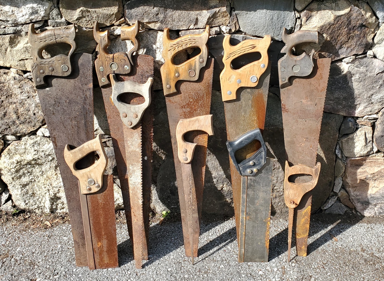 10 Antique Hand Saws Keyhole & Miter Saw Superior Disston E. C Atkins L.W. Daley