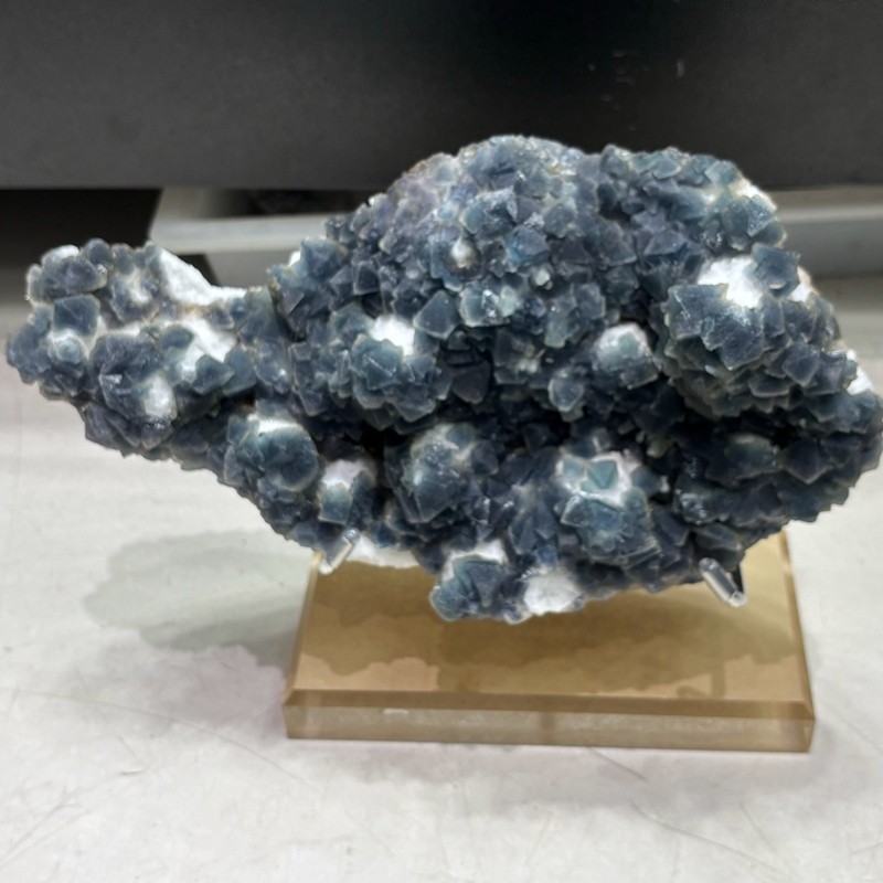9.15LB Rare Natural blue Fluorite Crystal Quartz Mineral Specimens +Stand 9.15LB Rare Natural blue Fluorite Crystal Quartz Mineral Specimens +Stand