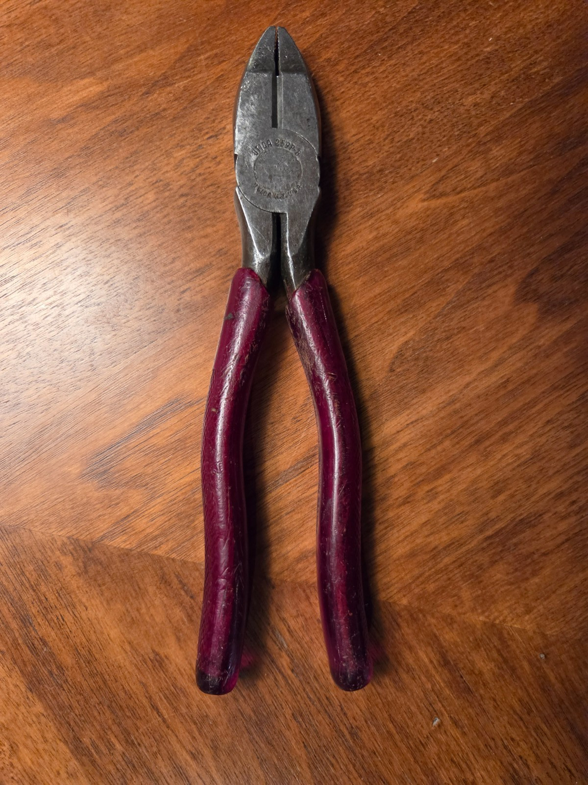 Vintage Utica 259P-8 Lineman Pliers Bell system Miller Equipment Company Vintage Utica 259P-8 Lineman Pliers Bell system Miller Equipment Company