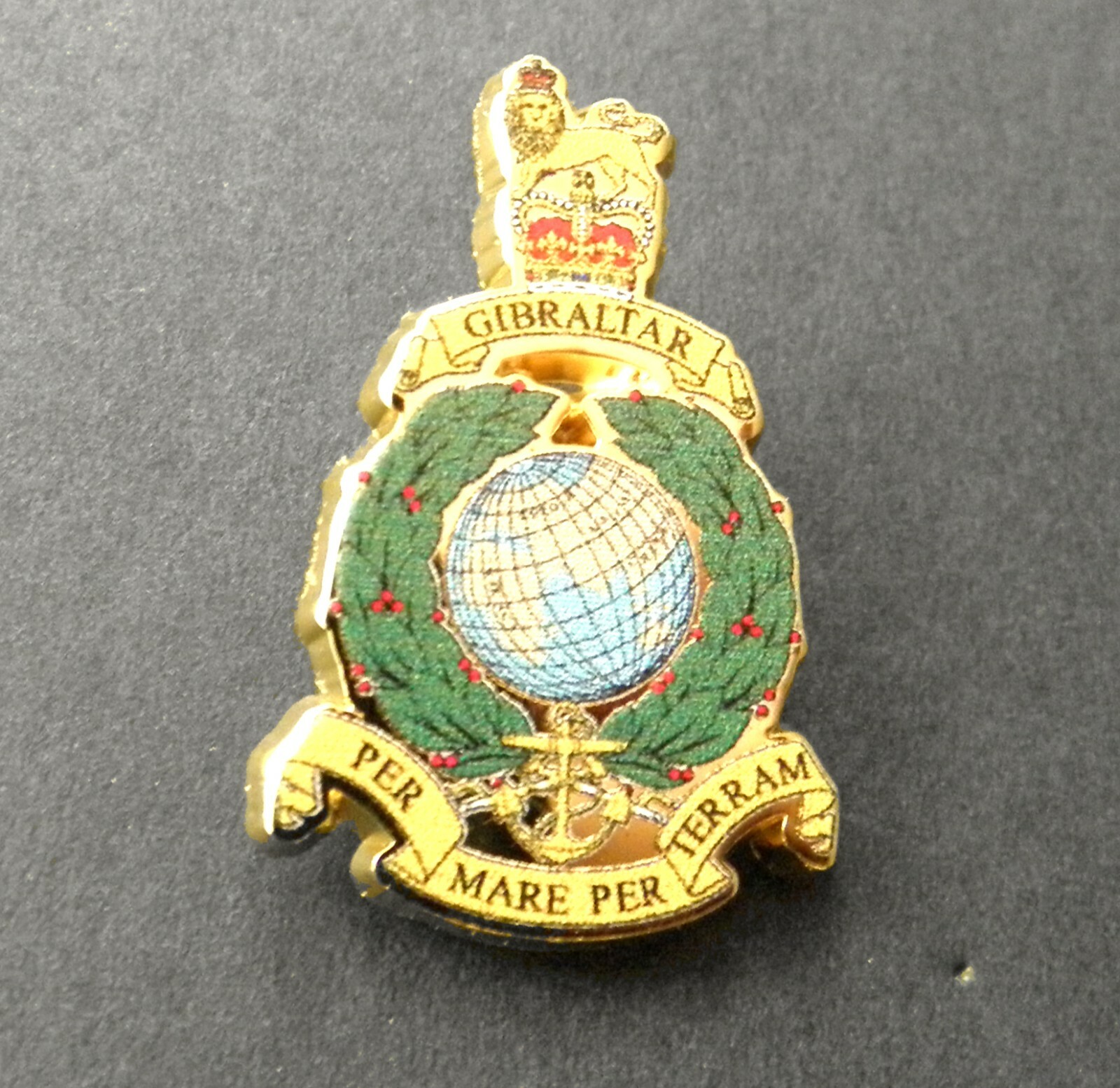 ROYAL MARINES BRITISH MILITARY INSIGNIA PIN BADGE 1 inch