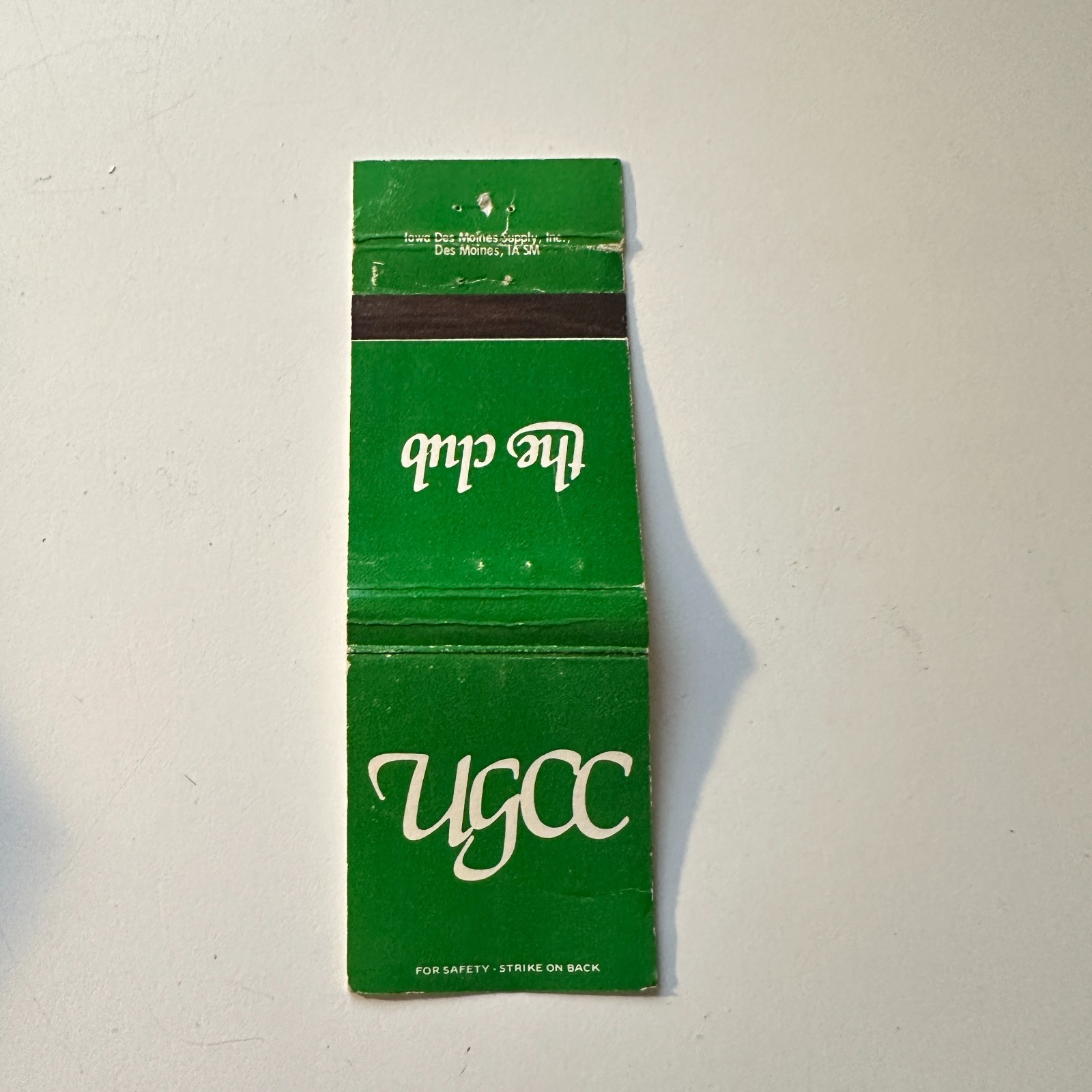 UGCC The Club Iowa Das Moines Supply Inc IA Vintage Matchbook Cover 4MB119-1