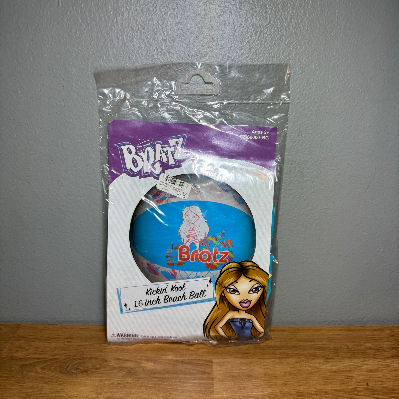 Bratz Inflatebale Kickin Kool Beach Ball 16 Inch MGA VTG New Sealed Pool