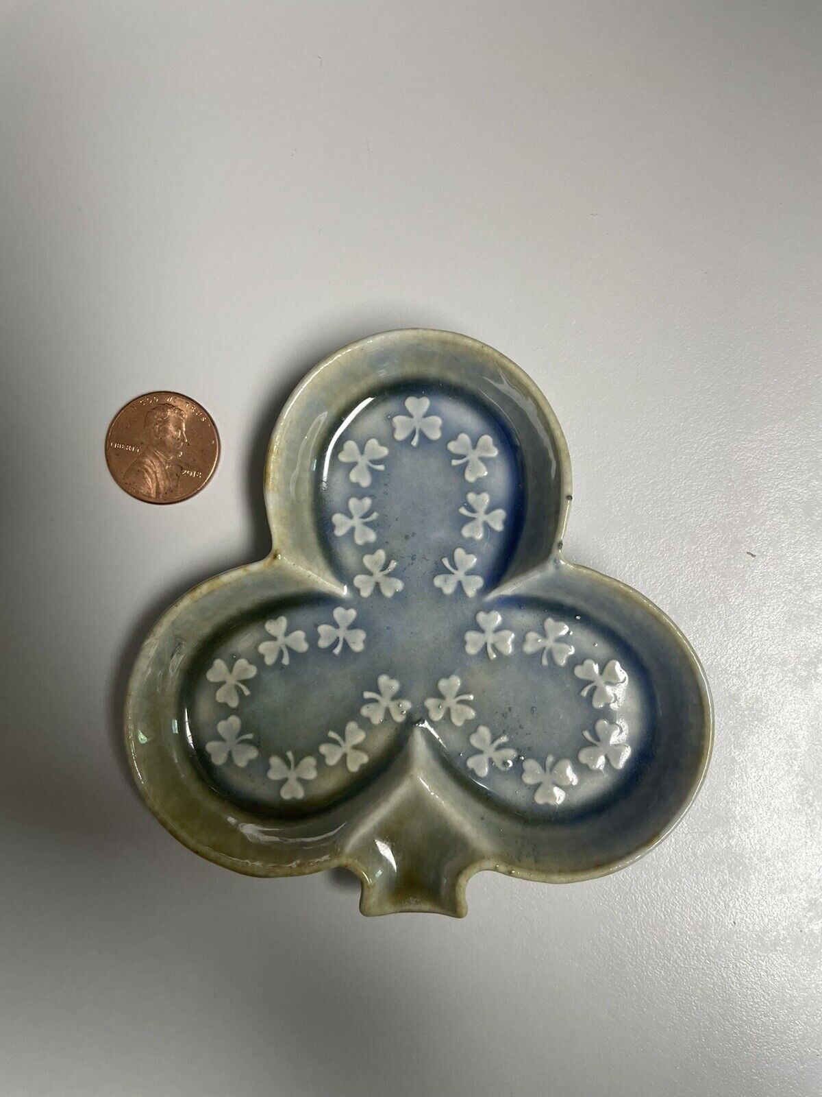 Wade Irish Porcelain Shamrock Pin/Trinket Dish Made In Ireland by WADE COARMAGH