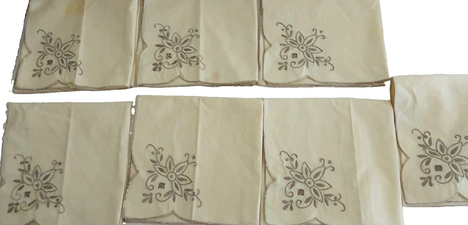 VINTAGE MADEIRA LINEN TABLE NAPKINS 7 PC SET IVORY FLORAL EMBROIDERY 16