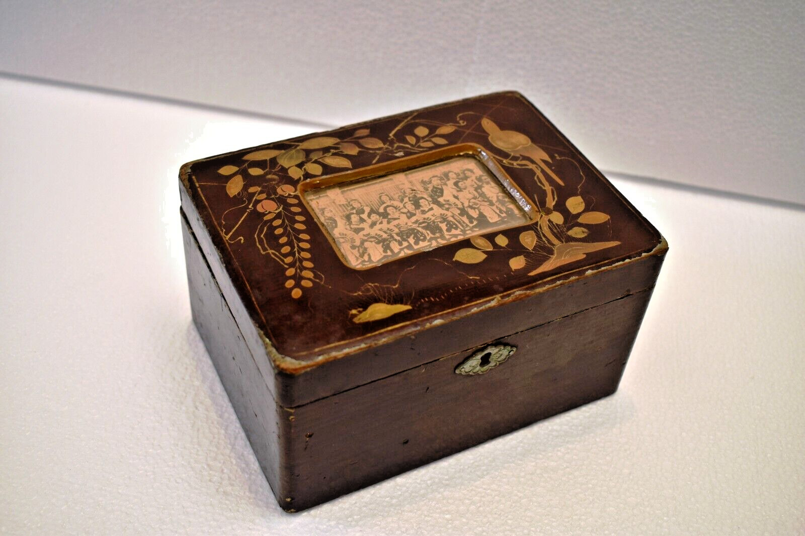 Antique Japanese Lacquer Box Gilt Bird Geisha Photo Meiji Era c1900 Rare Colle\