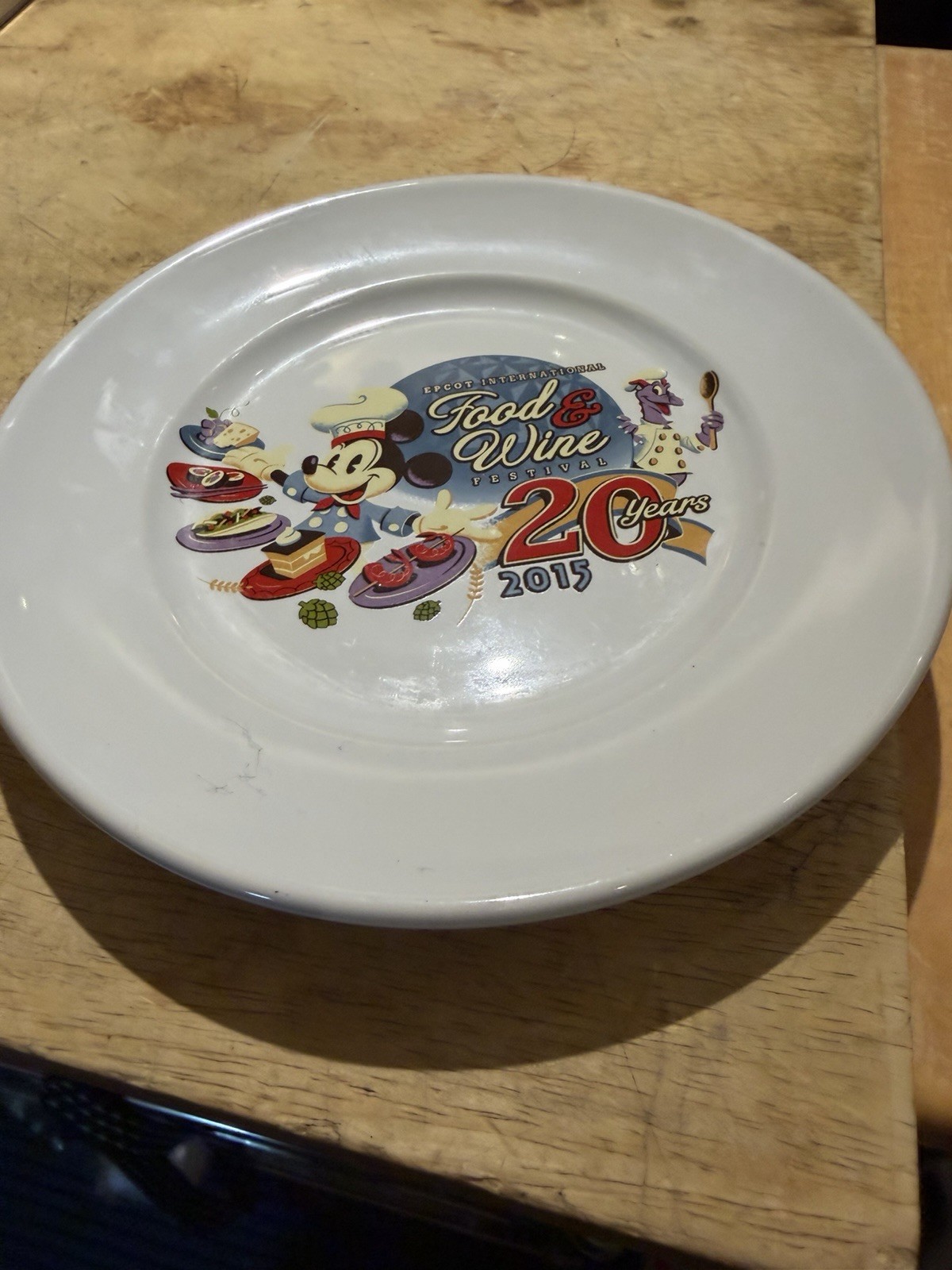 (4) Unused 2015 Disney Epcot Food & Wine Festival 20th Anniversary Plates