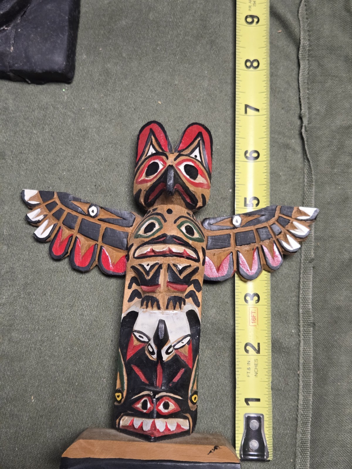 Nice Old Vintage 1940\'s 1950\'s Era Ray Williams Carved Wood Painted Totem Pole