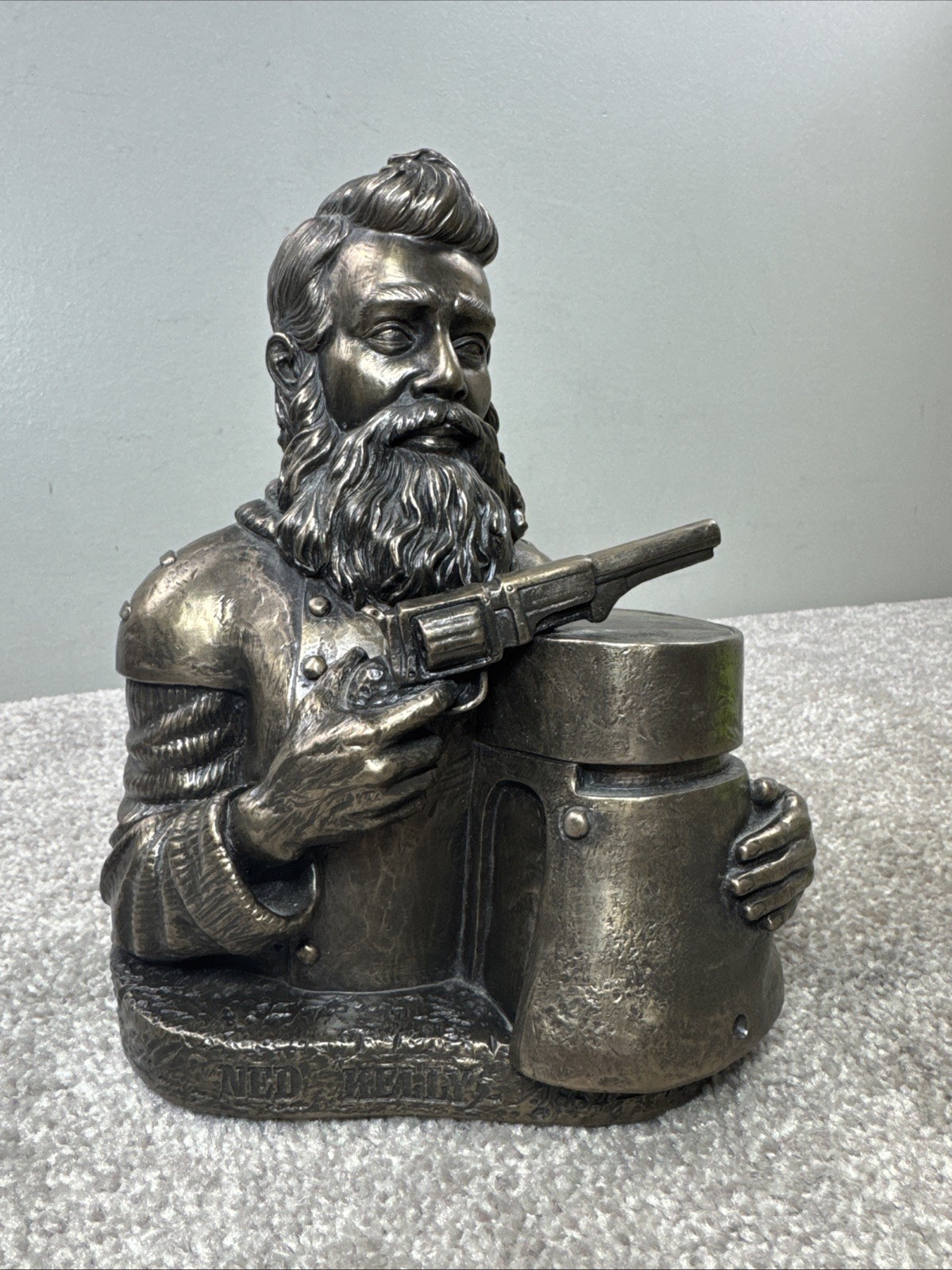 Vintage Ned Kelly Bust Statue Australian Bushranger Outlaw Armor Revolver 7”