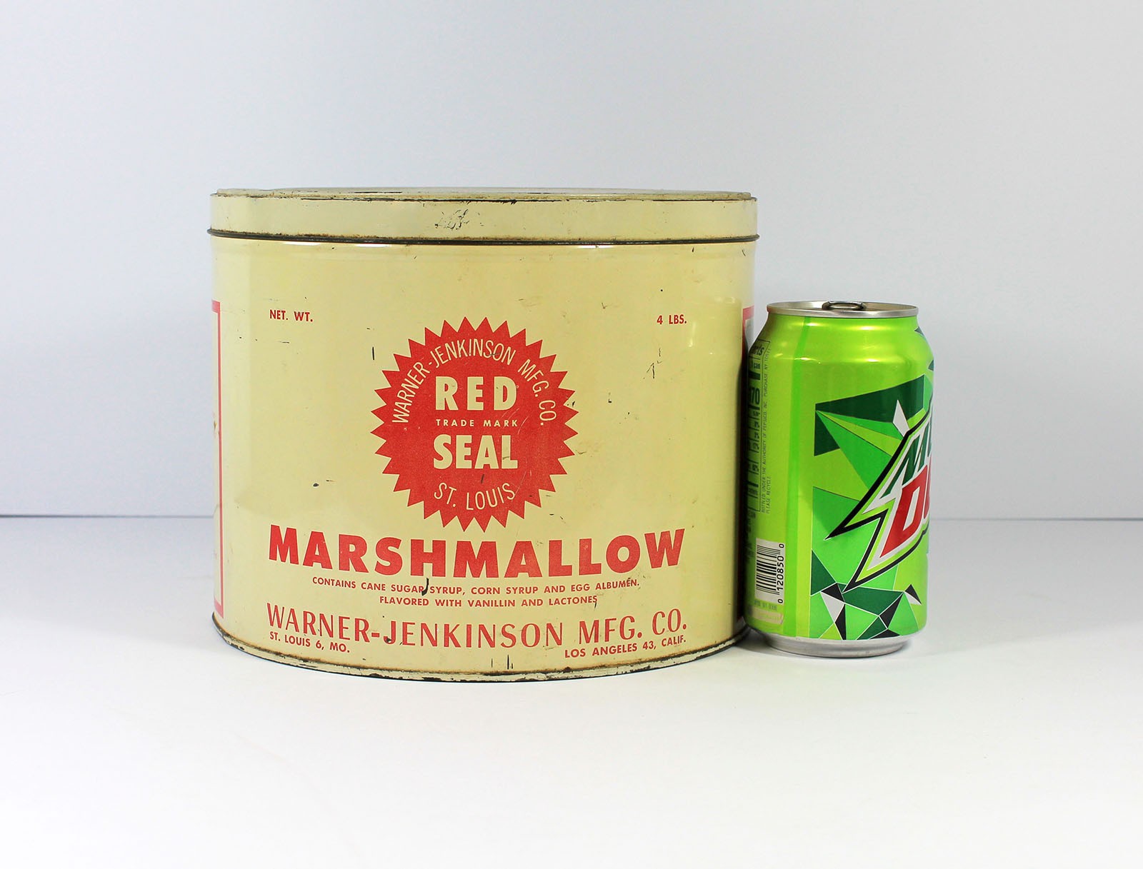 Antique ST. LOUIS MARSHMALLOW TIN Missouri Warner-Jenkinson Red Seal Advertising