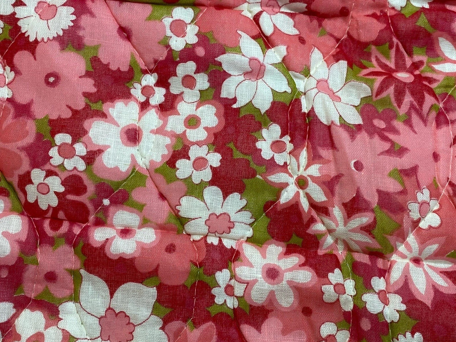NOS Vintage 60s 70s Ditzy Flower Power Quilted Bedspread MOD 62x86” Twin