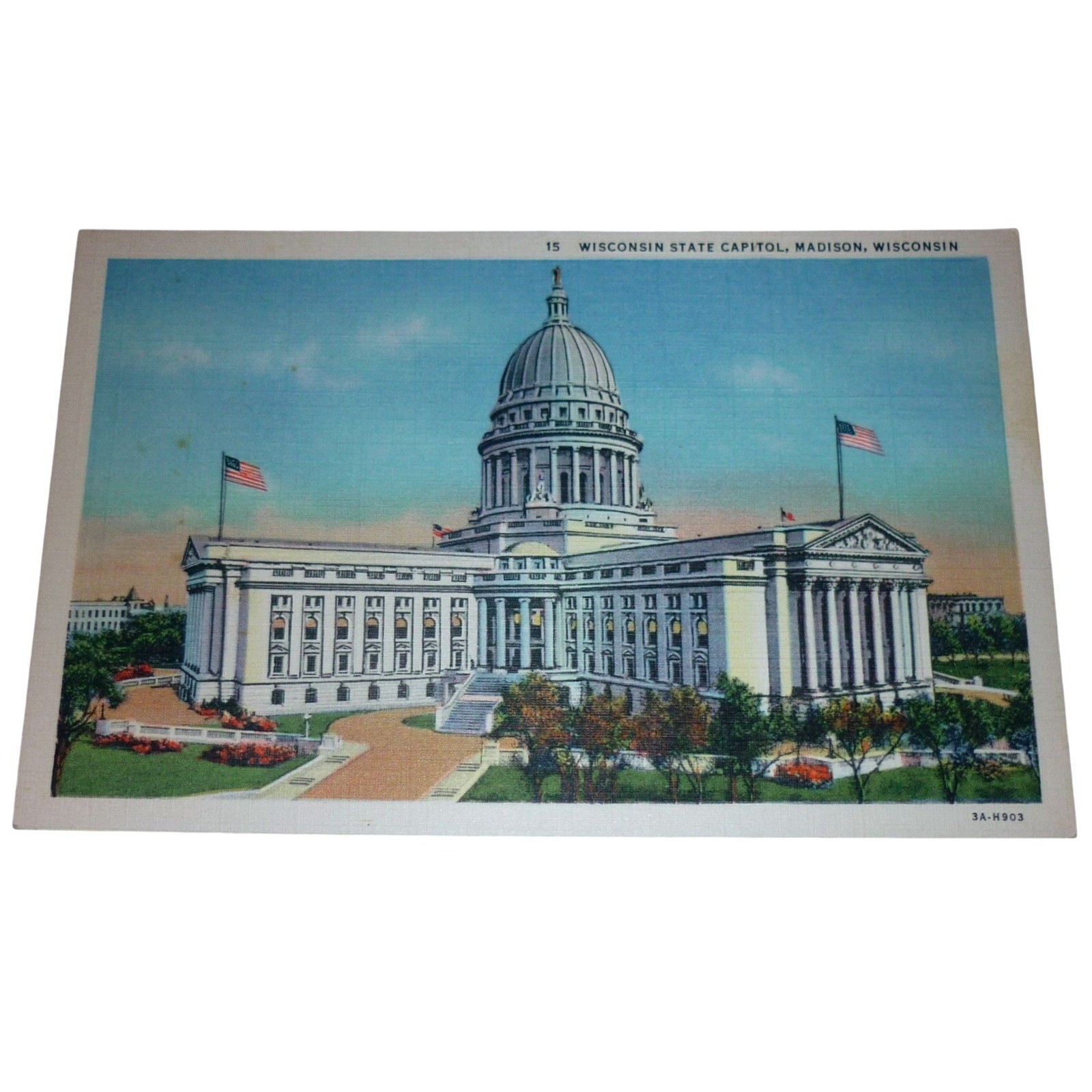 Vintage Wisconsin State Capitol Madison WI Linen Postcard 3A-H903 Unposted Vintage Wisconsin State Capitol Madison WI Linen Postcard 3A-H903 Unposted