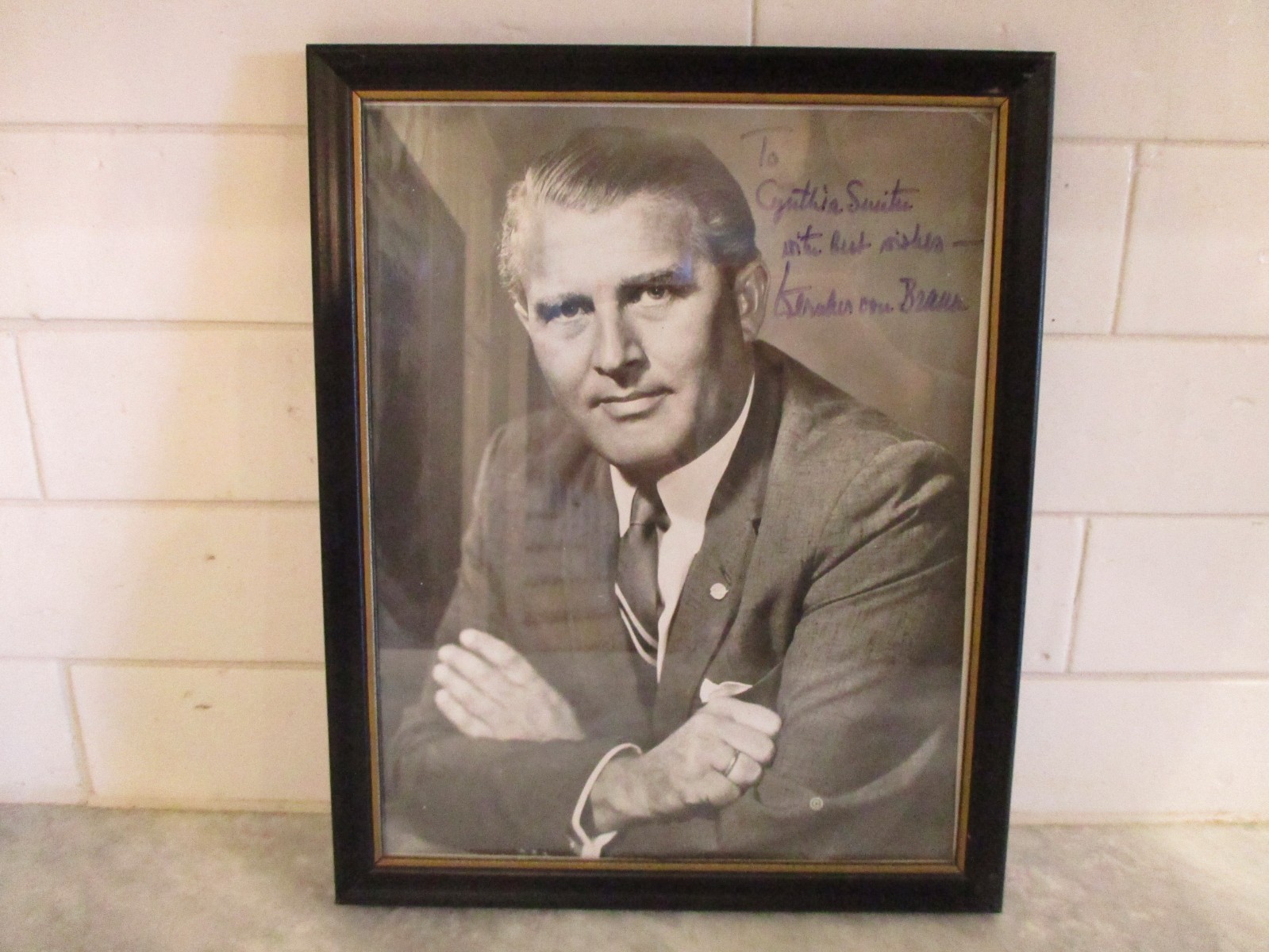 WERNHER VON BRAUN SIGNED PHOTO AUTHENTIC BLUE INK ORIGINAL NASA 1960 MSFC DIRECT