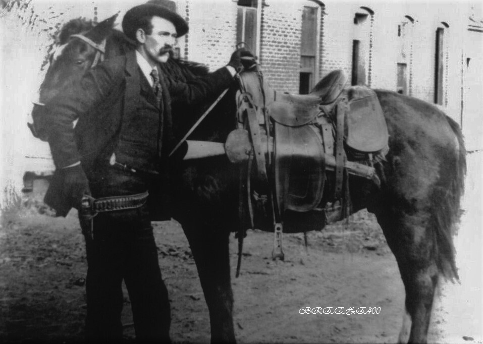 Old West Photo/1900\'s GAMBLER/GUNSLINGER/SCOUT/LAWMAN/WYATT EARP/4x6 B&W Ph. Rp.