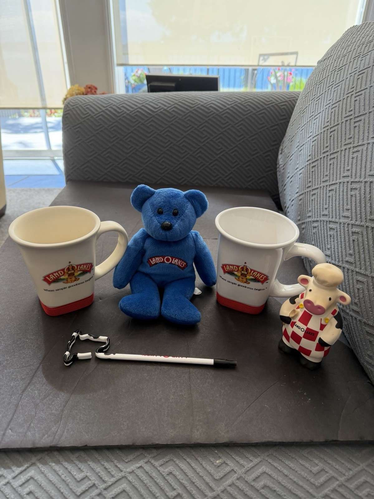 Vintage Land O'Lakes Advertising Lot 2 Rare Mugs Pen Bear Plush Cow Squishy Vintage Land O'Lakes Advertising Lot 2 Rare Mugs Pen Bear Plush Cow Squishy