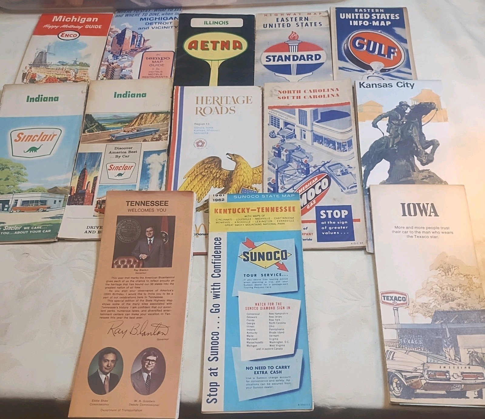 Lot Of 13 Vintage Travel Maps -Road Maps-Gulf- Enco-Texaco,Amoco -50\'s,60\'s,70\'s