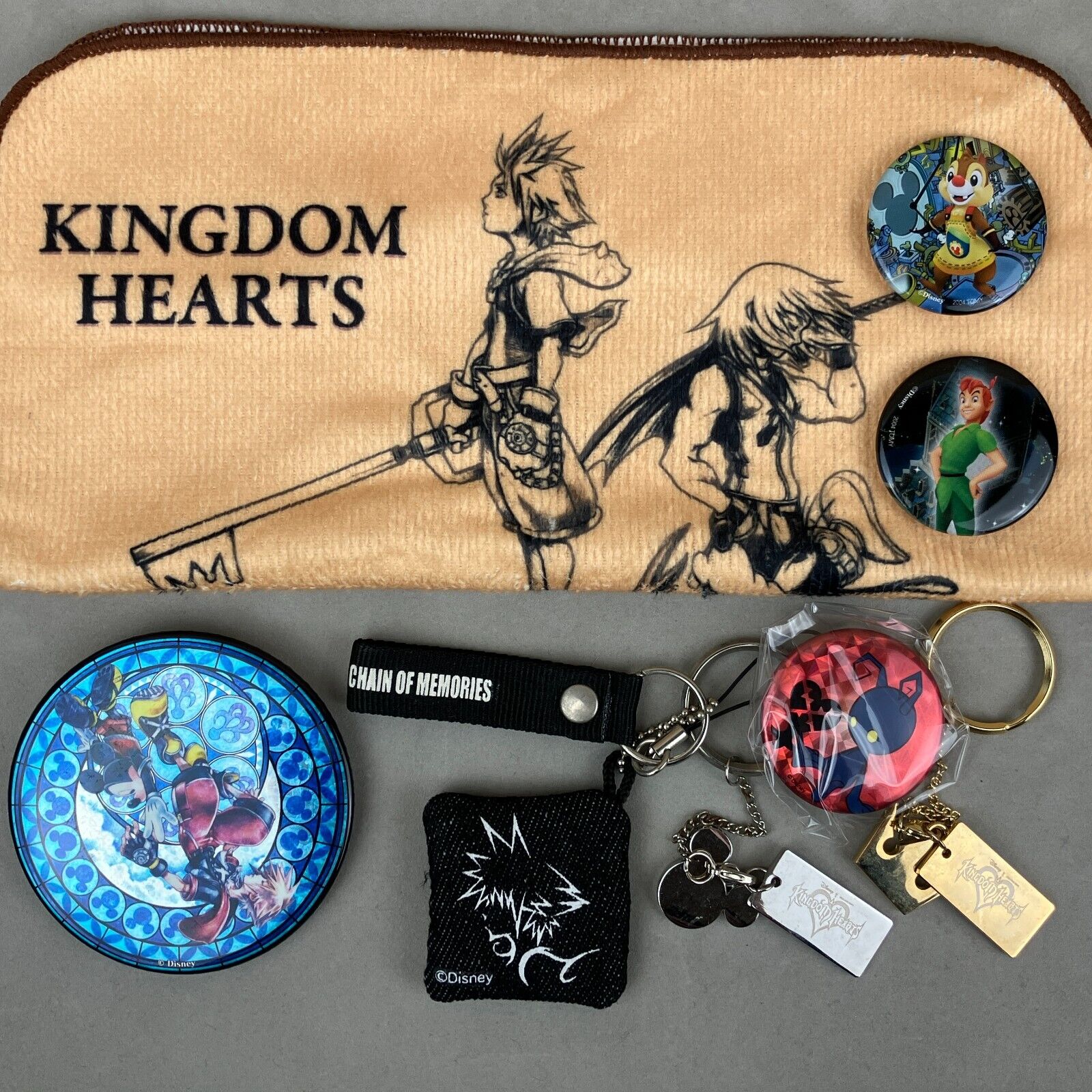 Kingdom Hearts 8pc Mixed Goods Lot Can Badge Metal Keychain Strap Mini Towel