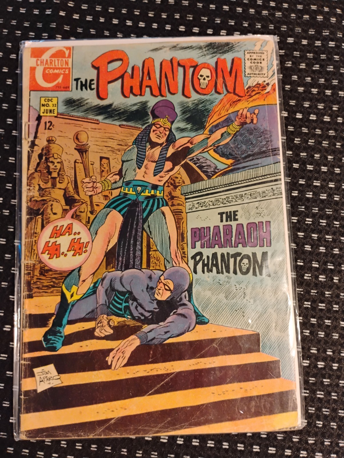 THE PHANTOM No. 32 (1969) - Comic Book - The Pharaoh Phantom 