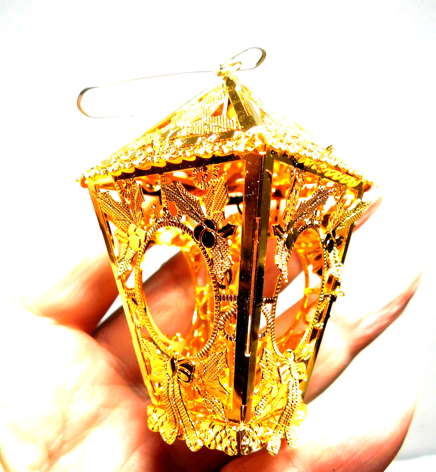 Vintage Danbury Mint Gold Plated Christmas Tree Ornaments / 2002 Lantern Vintage Danbury Mint Gold Plated Christmas Tree Ornaments / 2002 Lantern