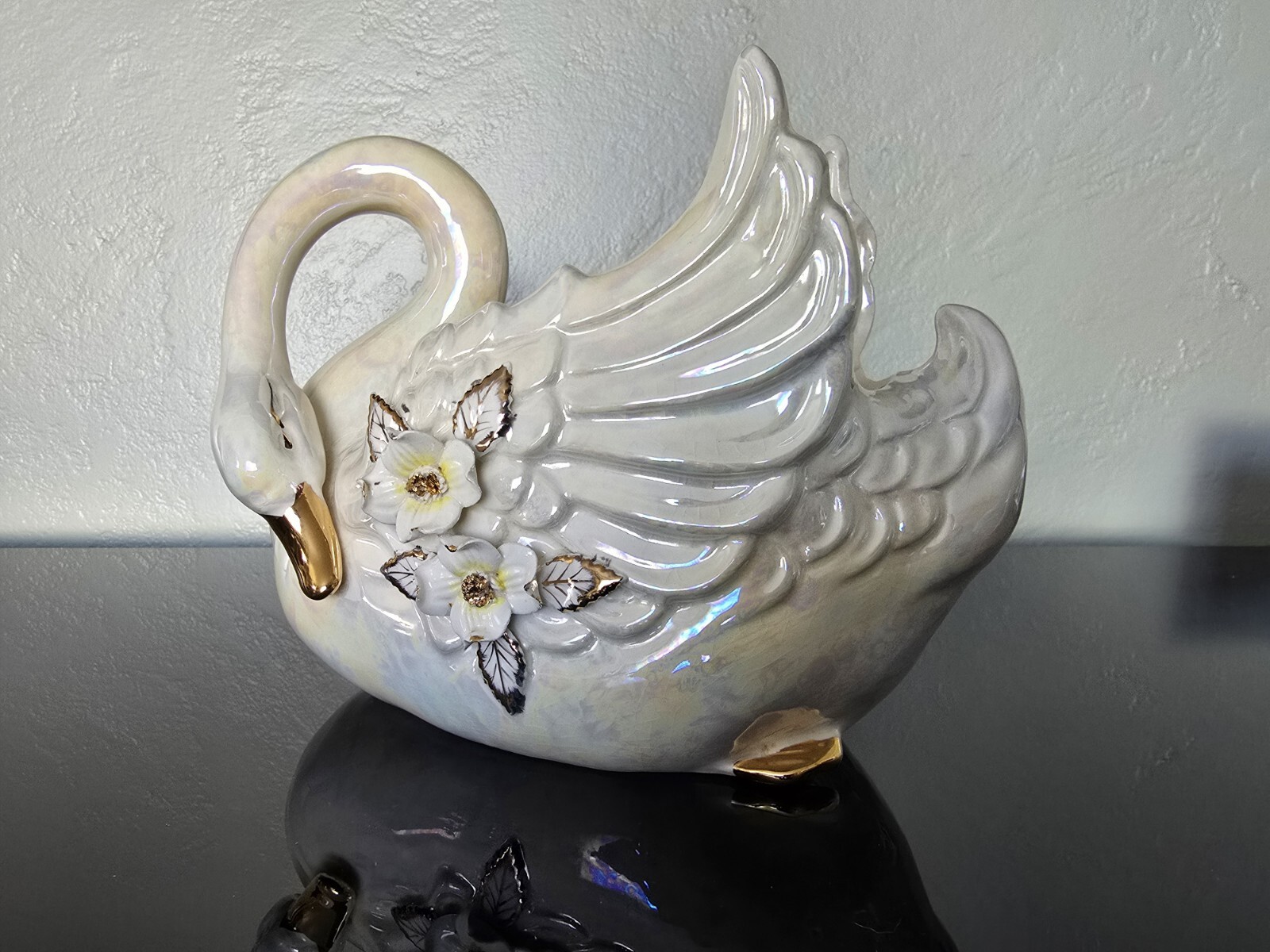 Vtg Norcrest Pearlescent MCM Planter Japan Swan Gold Elegant Rainbow Vase Flower