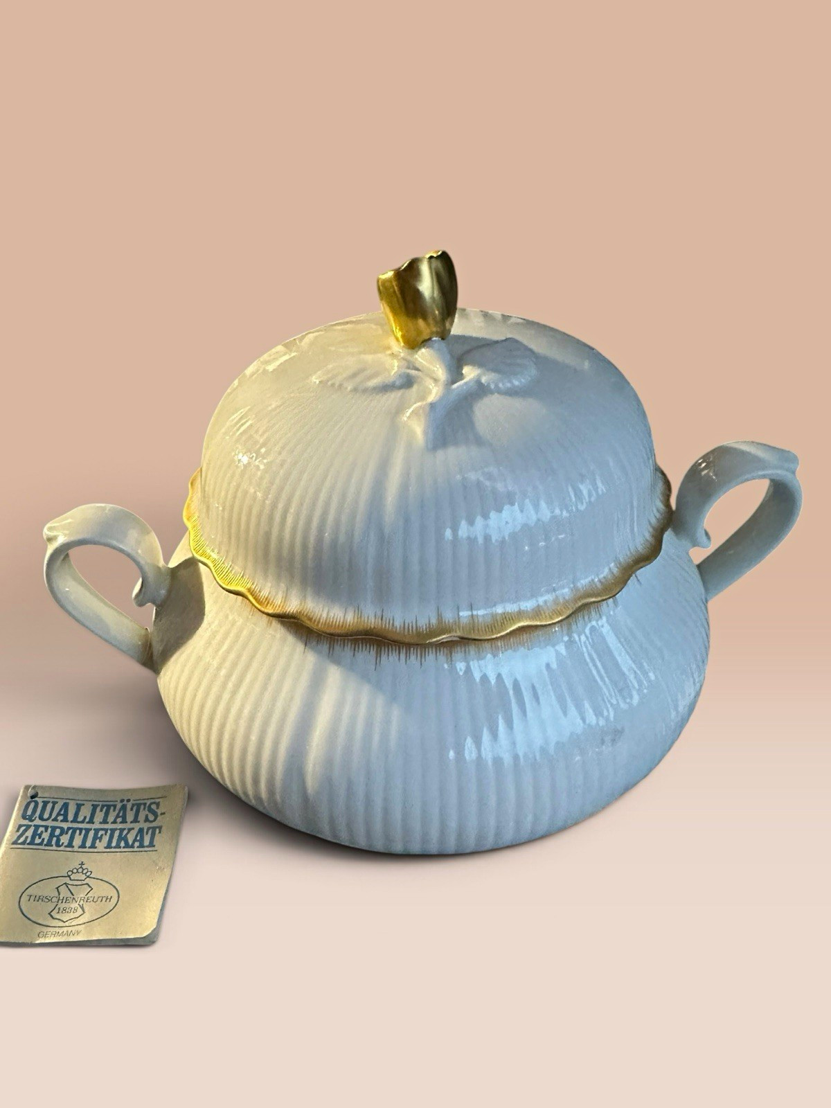 Tirschenreuth Porcelain Lidded Tureen w/ Handles White/Gold Swirl Round Tirschenreuth Porcelain Lidded Tureen w/ Handles White/Gold Swirl Round