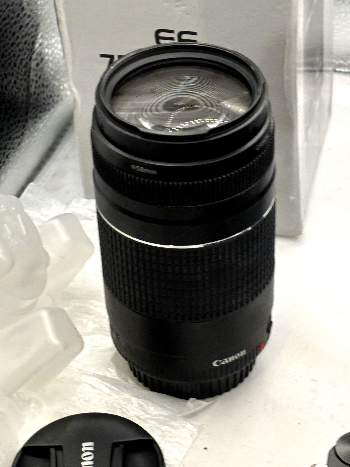 NEW CANON EF 75-300mm f/4-5.6 III Telephoto Zoom Lens - Open Box NEW CANON EF 75-300mm f/4-5.6 III Telephoto Zoom Lens - Open Box