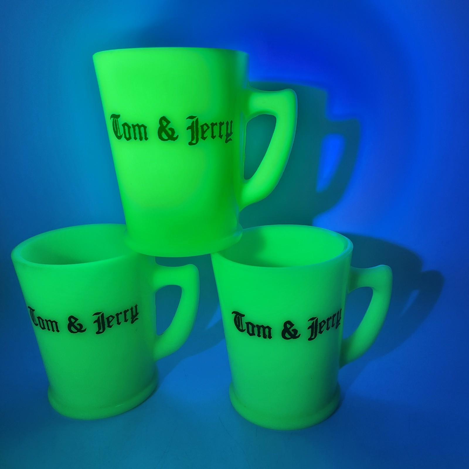 3 VINTAGE MCKEE JADITE JADEITE TOM & JERRY MUG CUP URANIUM GLASS GLOWS GREEN