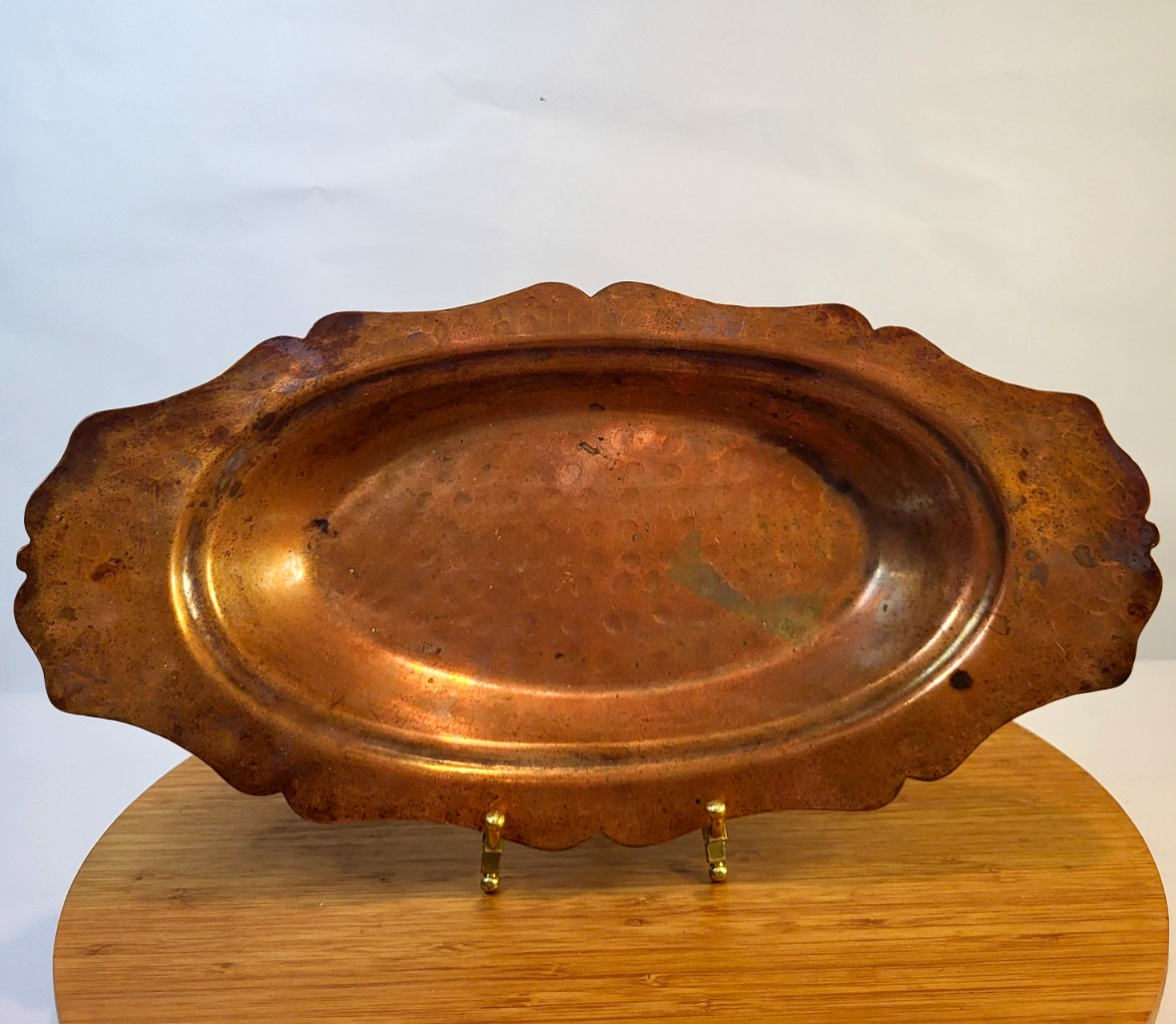Vintage Hammered Copper Oval Tray with Scalloped Edges/Handles & a warm patina