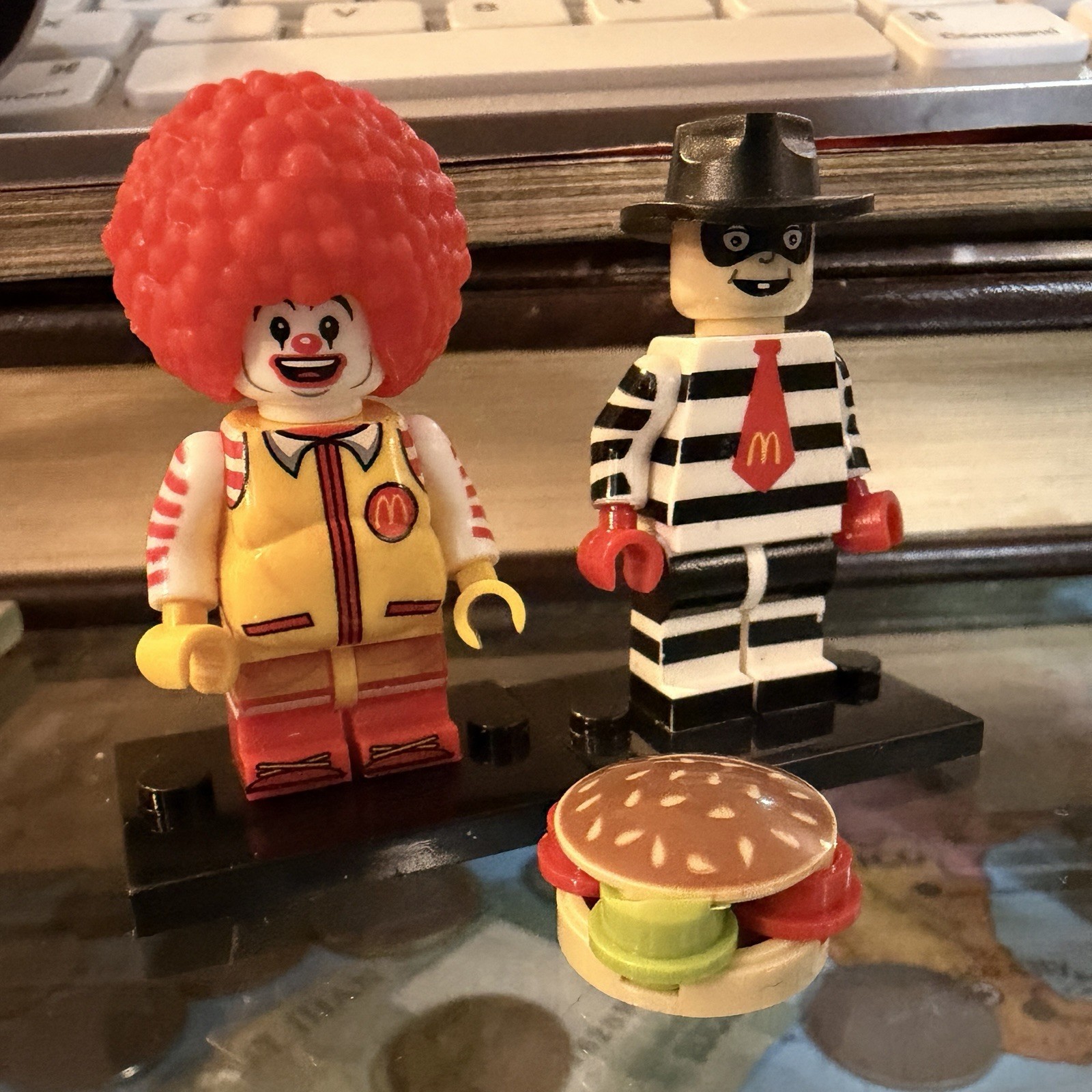 2x Figure Ronald McDonald Minifigure Fat Gut McDonald's Hamburgler Clown Lego 2x Figure Ronald McDonald Minifigure Fat Gut McDonald's Hamburgler Clown Lego