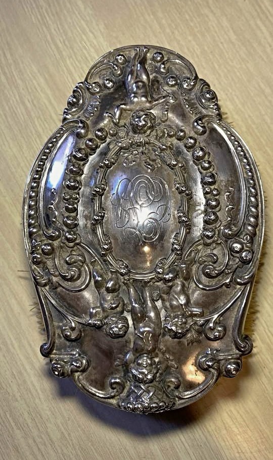 Antique Tiffany & Co. Sterling Silver Cherub Hair Brush – Man’s Large