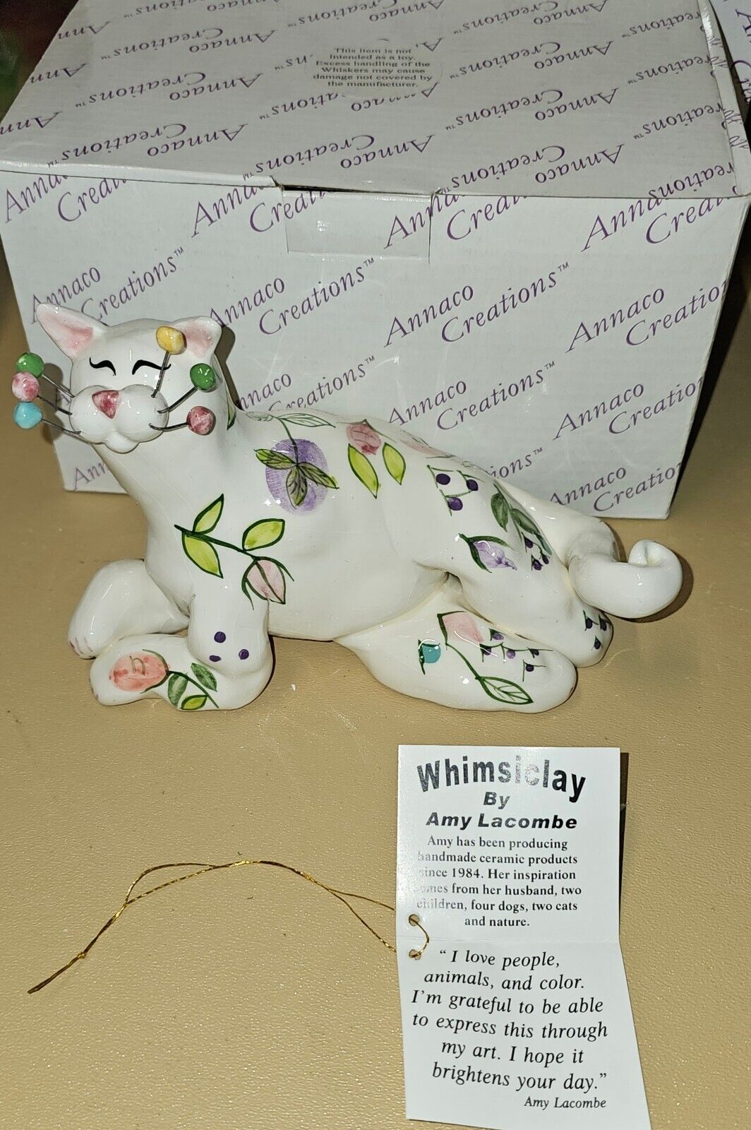 Annaco Creations Amy Lacombe WHIMSICLAY Cat Figurine w/Flower designs NEW IN BOX