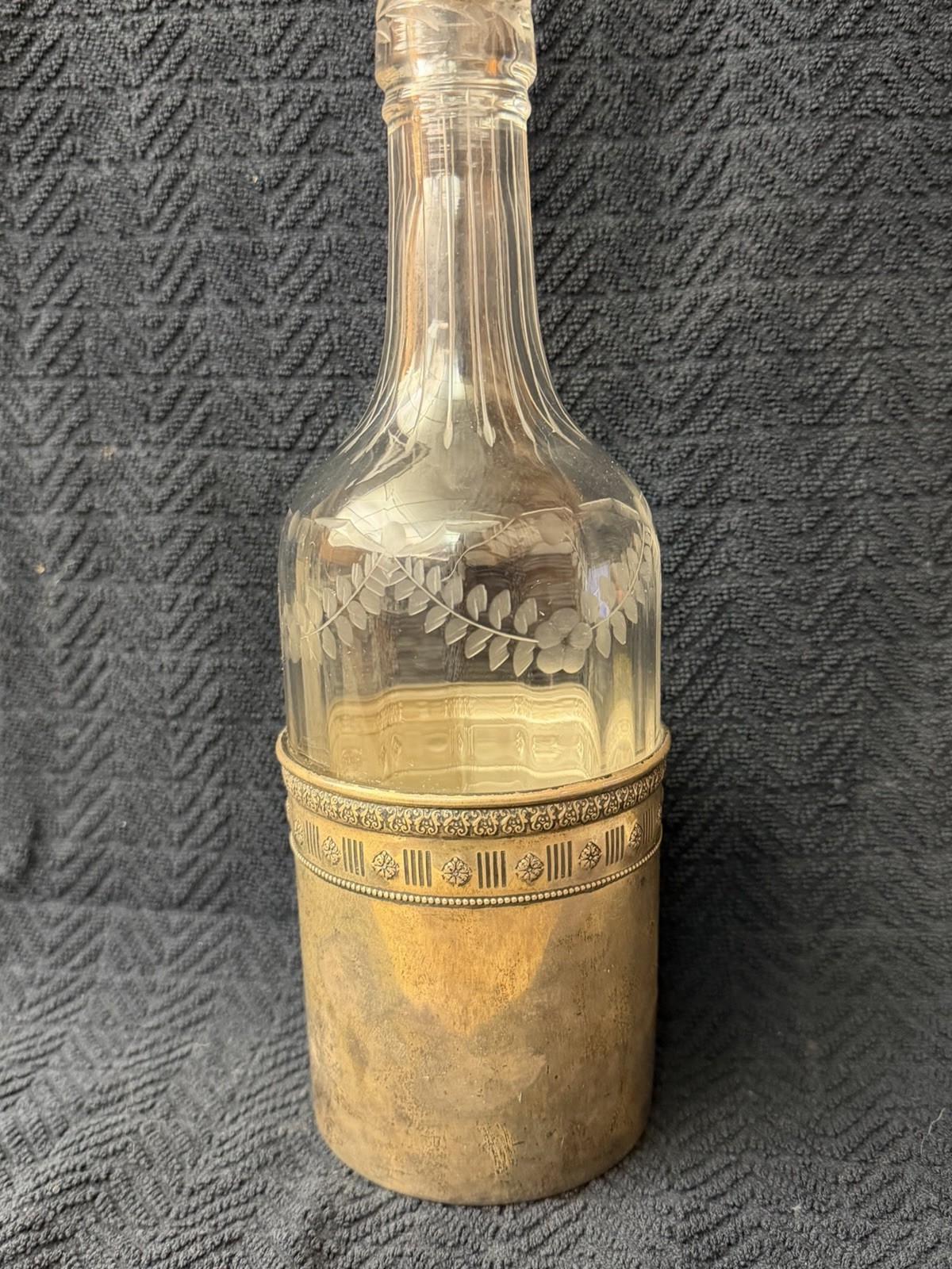 VTG American Etched Glass Decanter Sterling Silver Sleeve/Stopper Manchester MGF