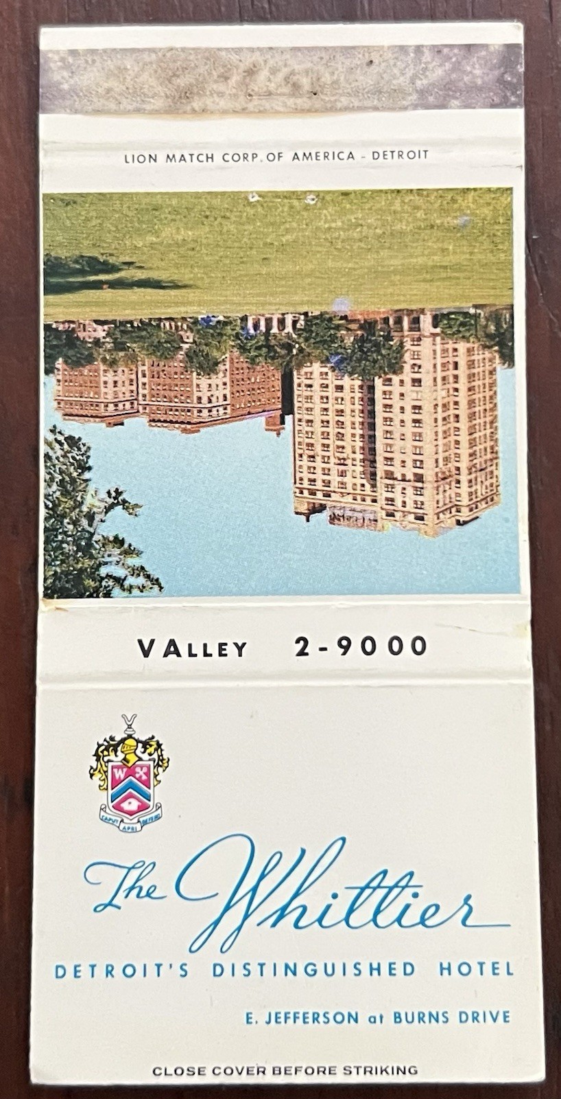 The Whittier Hotel Detroit Michigan Vintage 30/Front Striker Match Cover B-6351