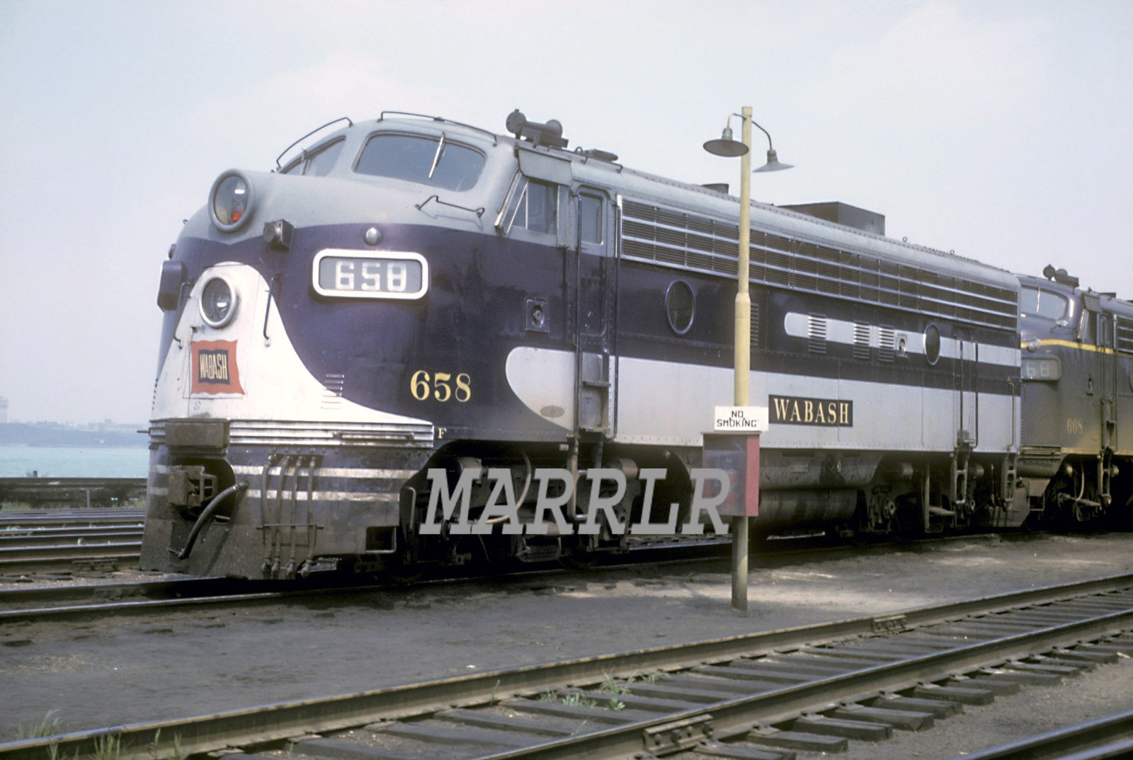 RR Photo-WABASH WAB 658 F7A at Windsor ON  4/14/1965