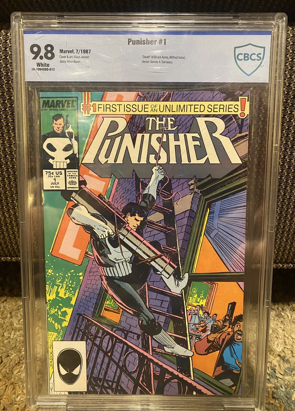 Punisher #1 CBCS 9.8 NM/M (Marvel 1987)
