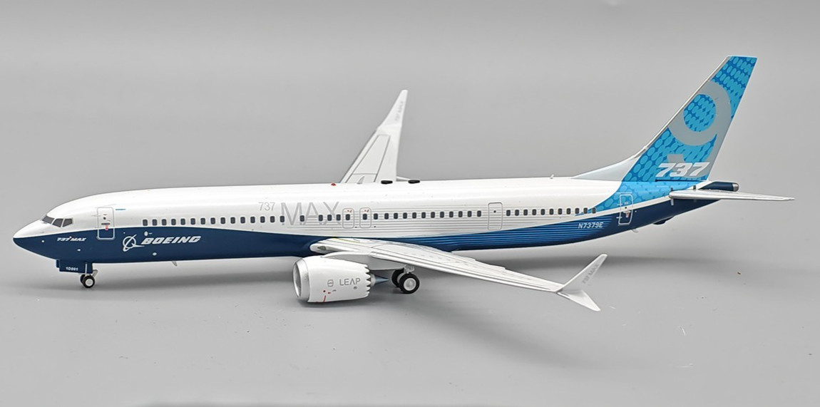 Boeing (House Colors) / Boeing B737-9 MAX / N7379E / IF739MHOUSE / 1:200 *LAST*