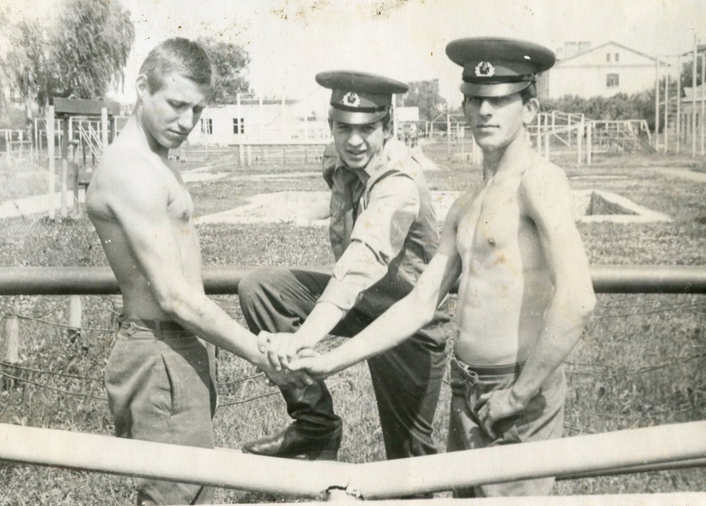 Shirtless Handsome young men soldiers shaking hand bulge beach gay vintage photo