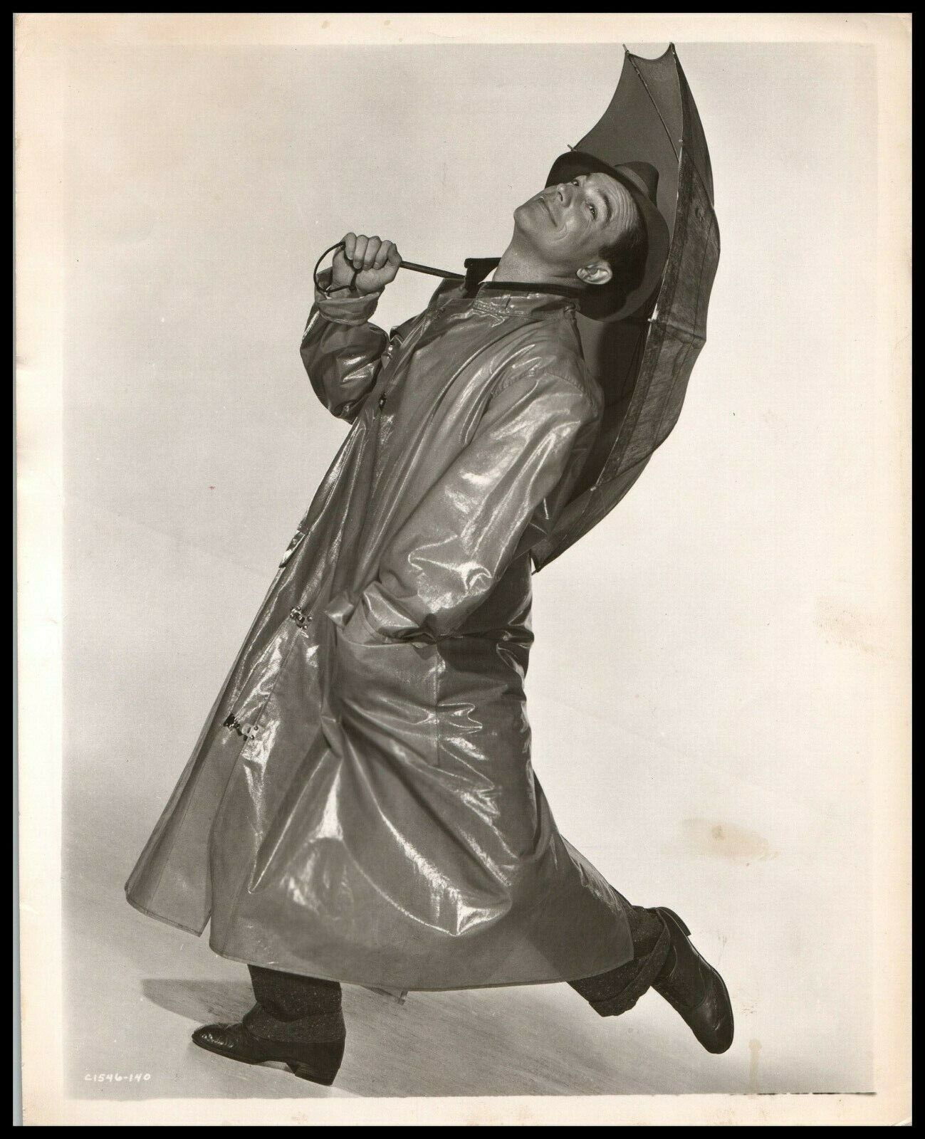 Gene Kelly HANDSOME PORTRAIT Singin\' in the Rain 1952 VINTAGE ORIGINAL Photo 609
