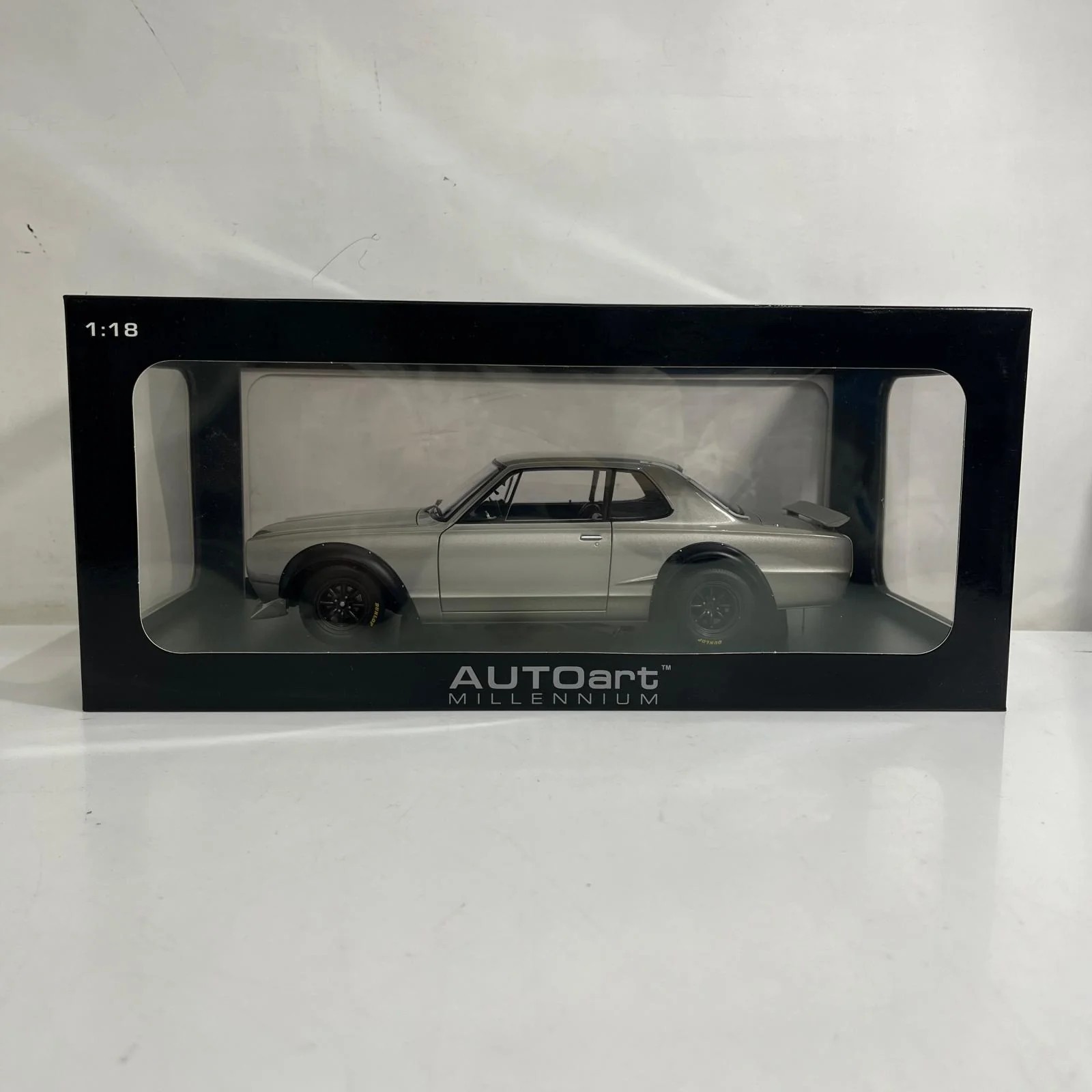 AUTOart 1/18 Nissan Skyline GT-R KPGC10 Racing 1972 AUTOart Scale Car
