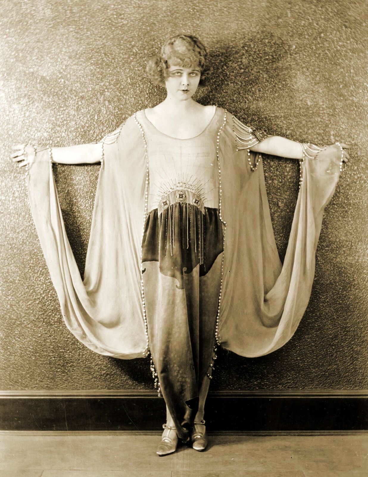 1925 Actress Wanda Hawley Vintage Old Photo 8.5\