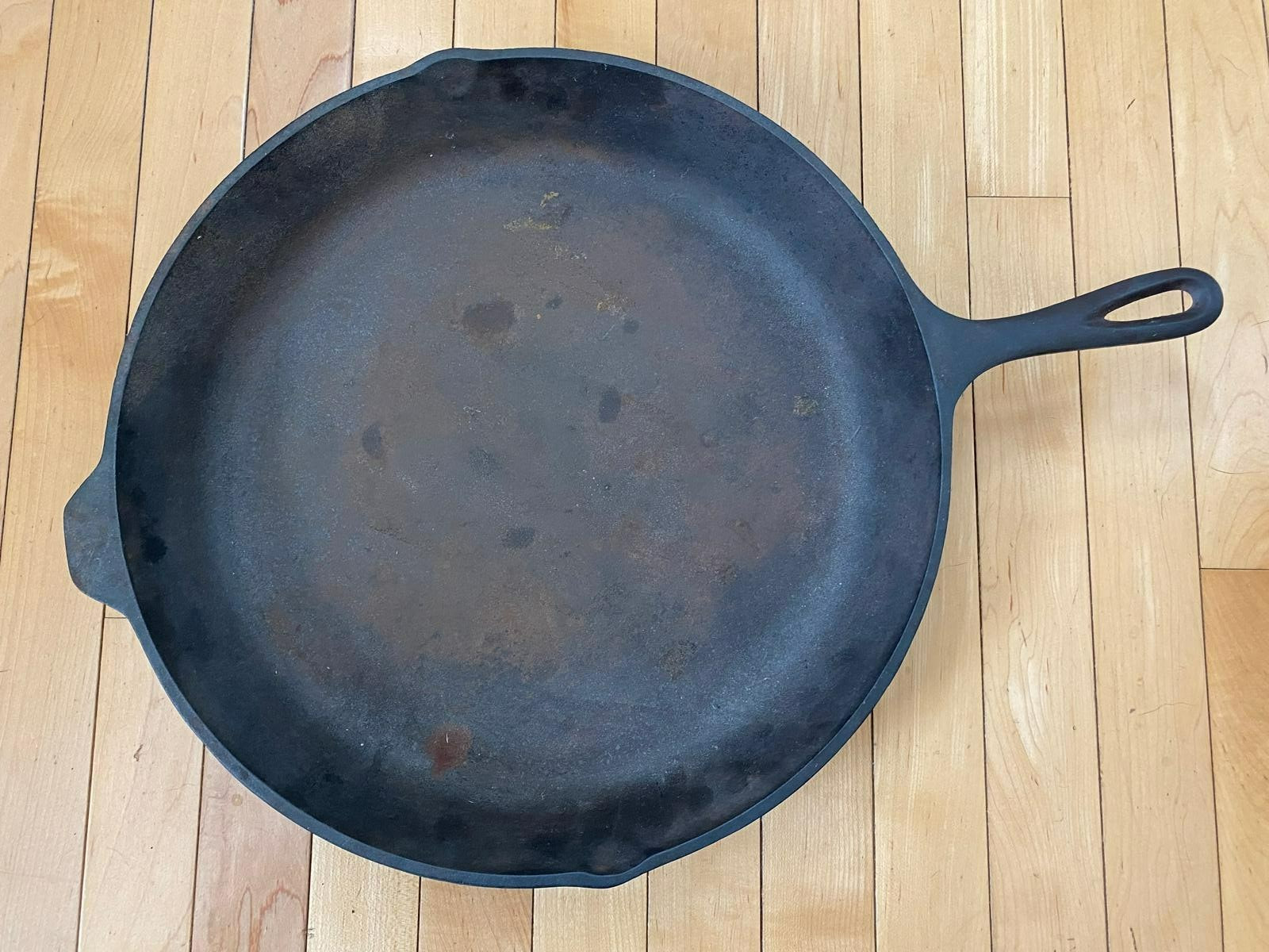Vintage Lodge 15 1/4” Cast Iron Skillet USA D 14sk Large Pan Griddle