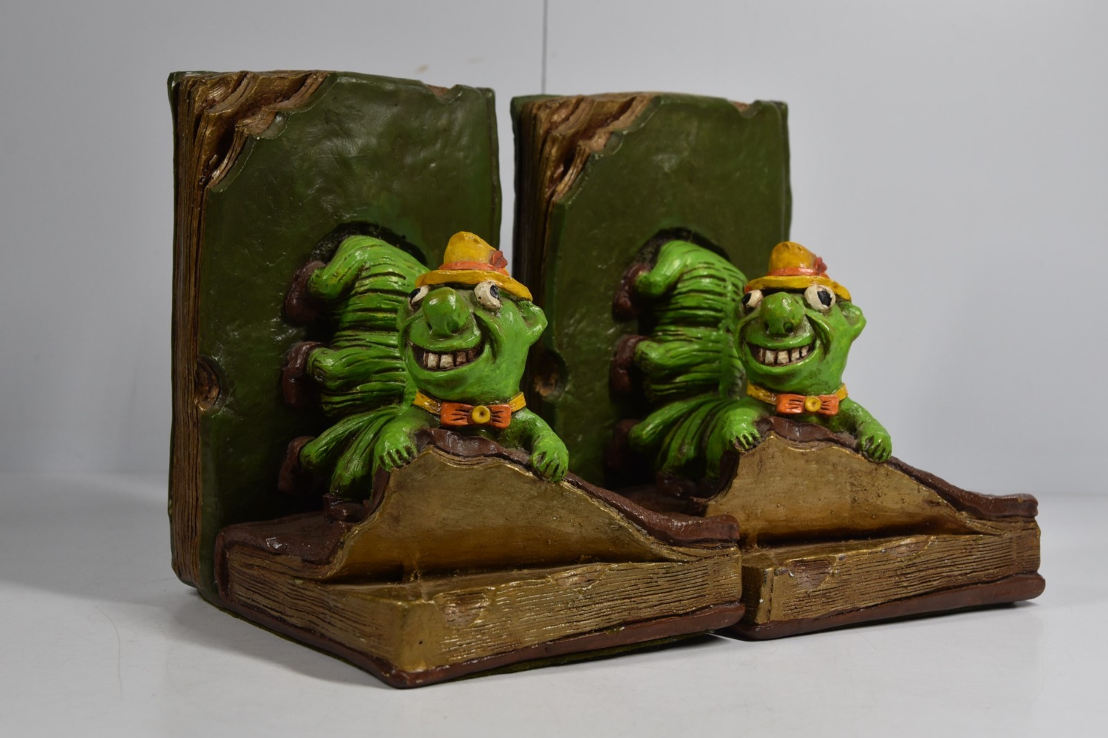 Vintage Bookworm Bookends Chalkware Plaster Retro Anthropomorphic Caterpillar
